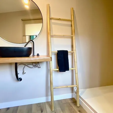 Holiday home The Cliffs - Pradabeach