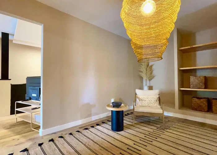 The Cliffs - Pradabeach *